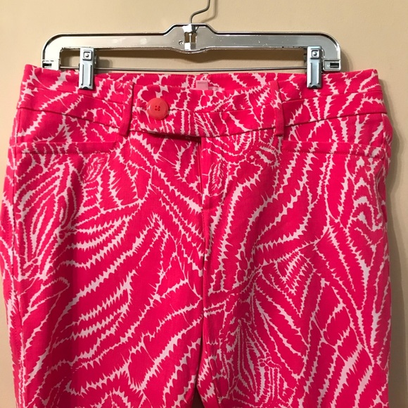 Lilly Pulitzer Luxury Printed Capri Pant - Picture 2 of 6